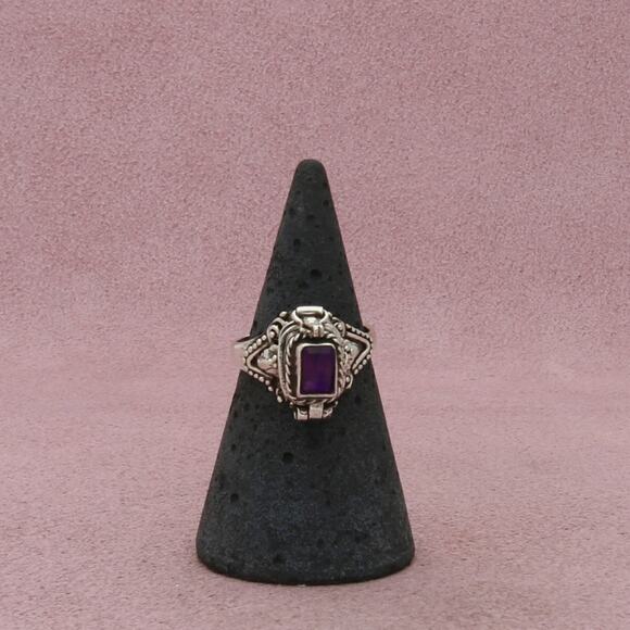 sterling silver vintage braided amethyst poison locket ring size 5.5 - Picture 1 of 3